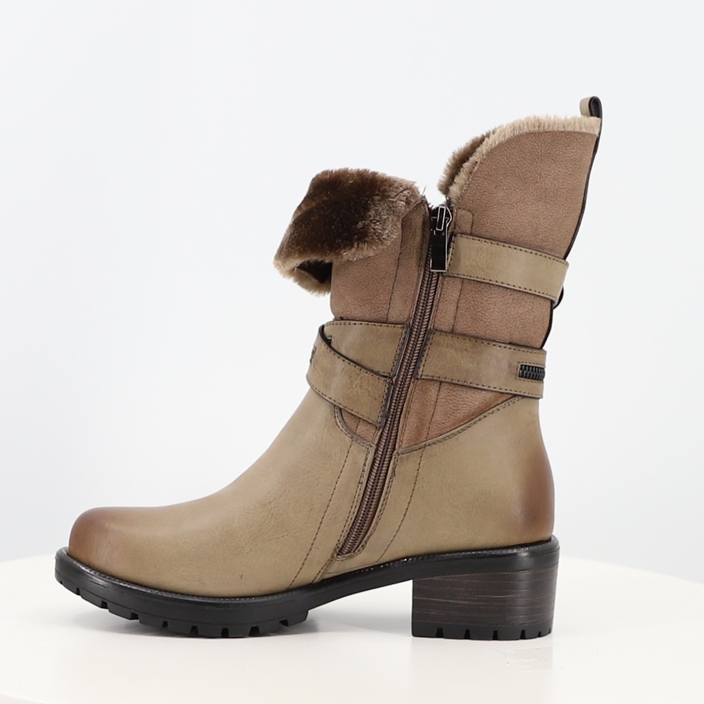 Women’s Faux Fur Lined Zipper and Buckle Detail Boots in Beige Faux Leather - Picture 6 of 16